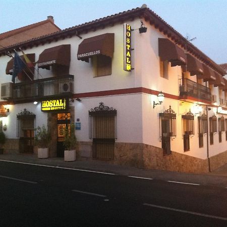 פראקוויוס דה חראמה Hostal Paracuellos מראה חיצוני תמונה