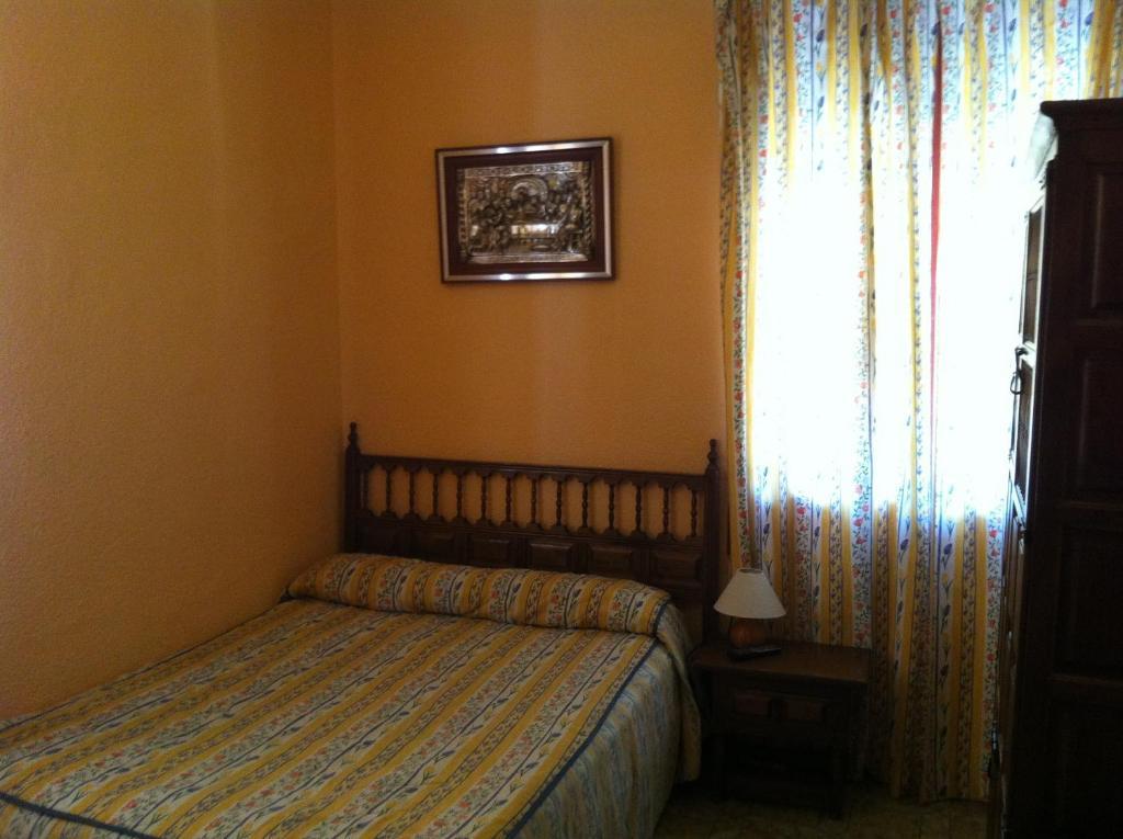 פראקוויוס דה חראמה Hostal Paracuellos מראה חיצוני תמונה